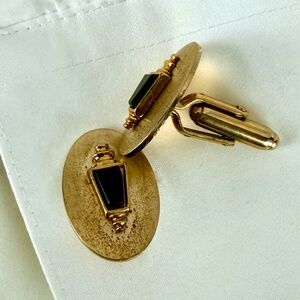 Vintage 1960s Black Stone Carriage Lantern Cuff Links All Gold Tone Ovals Prom
